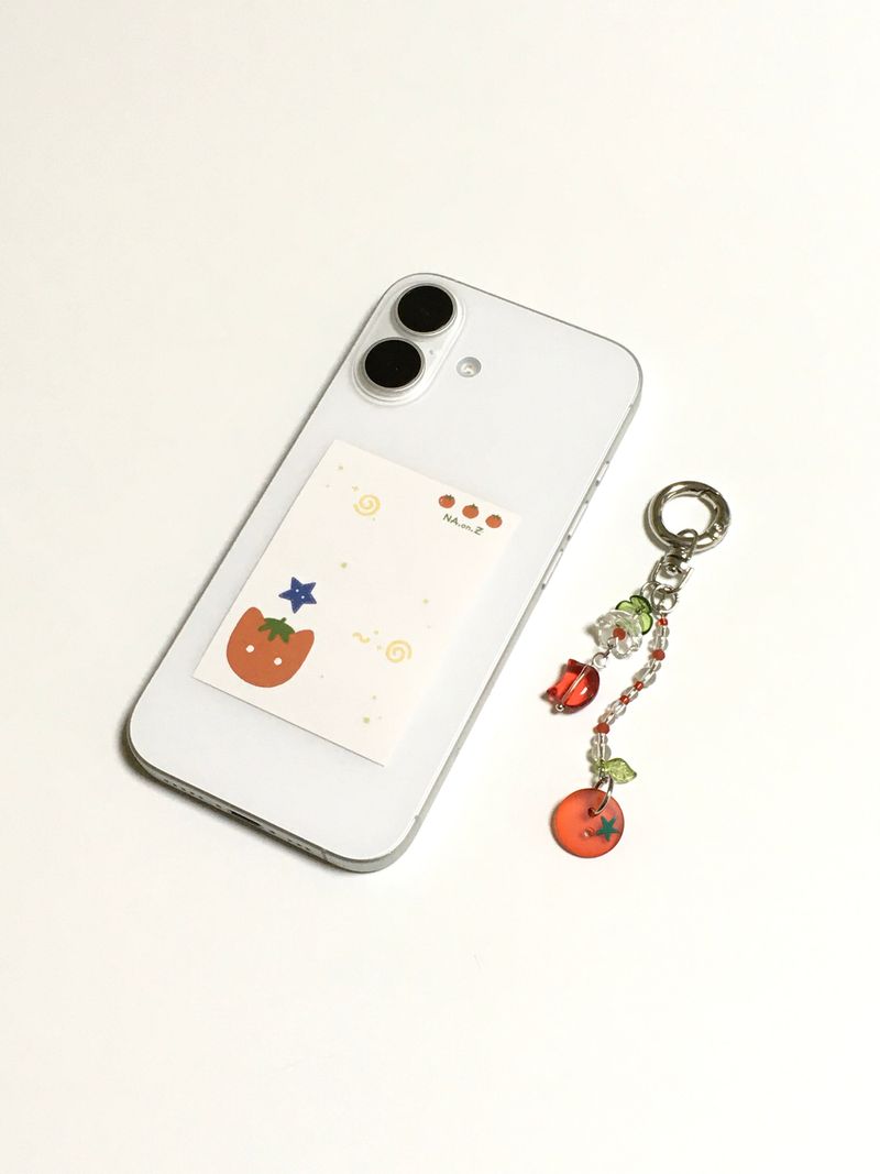 Tomato cat keyring