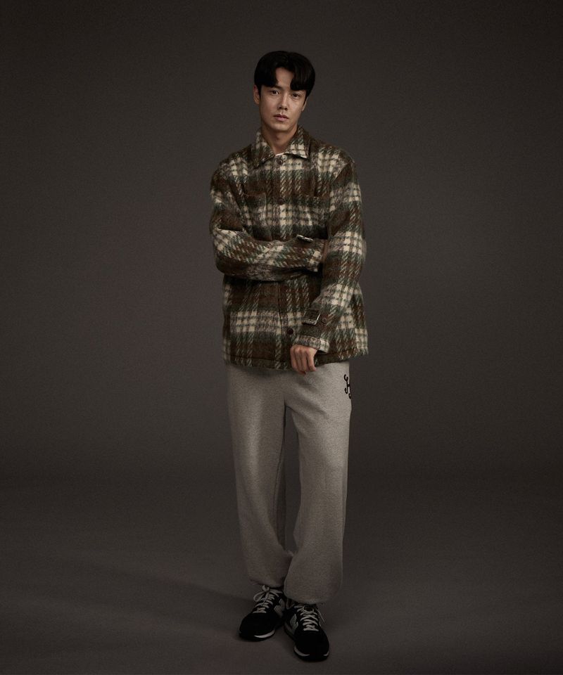 COZY HAIRY CHECK JACKET KHAKI