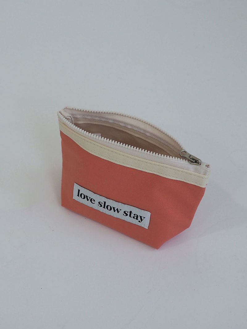 love slow stay(ラブ スロー ステイ)の「lss ベーシックポーチ(Sサイズ)_ピーチ(スマホグッズ/小物)」