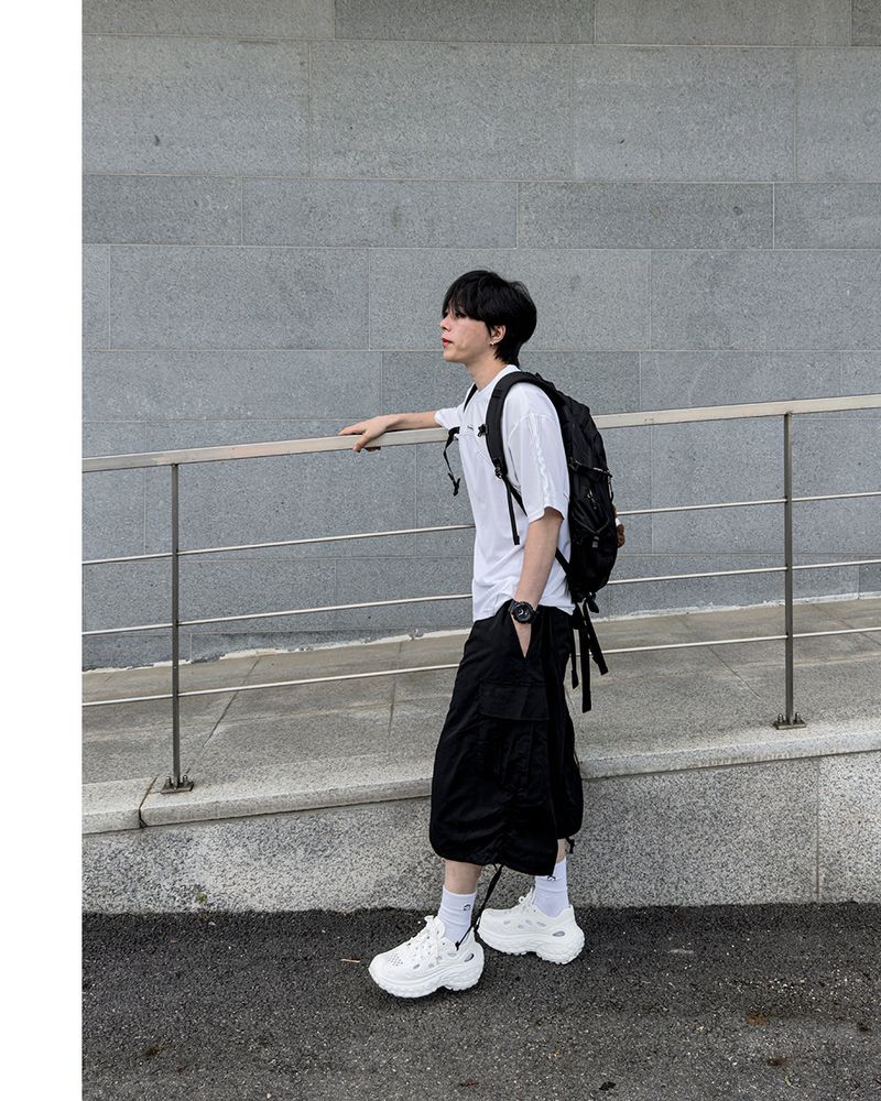 Shuren Shirring Cargo Bermuda Pants
