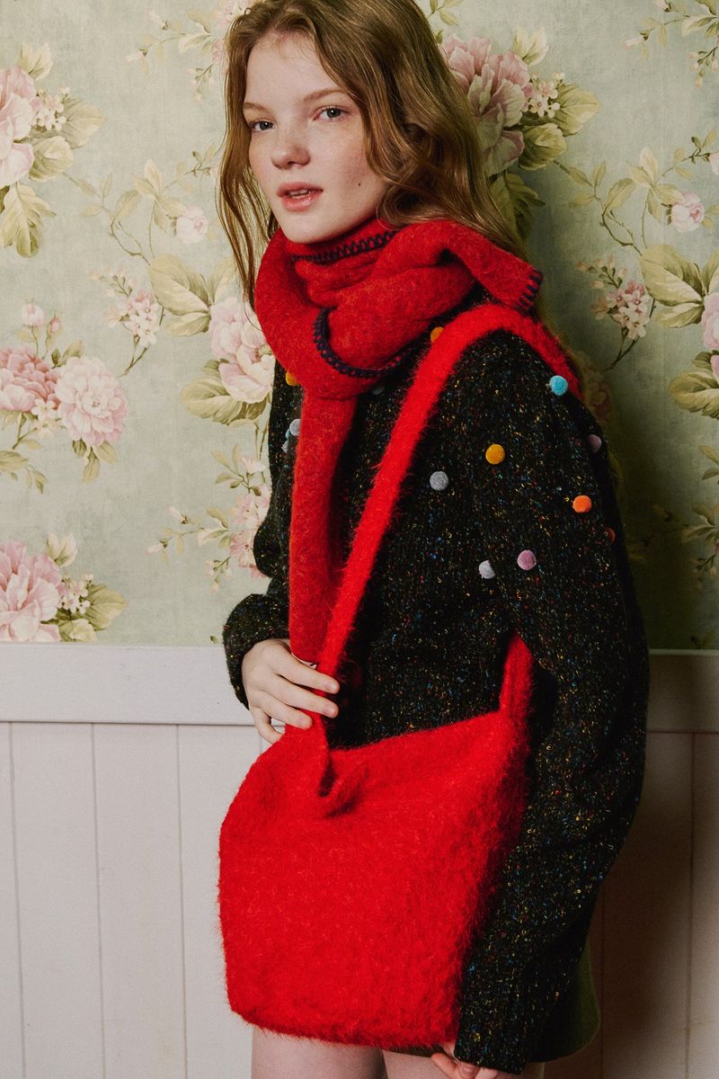 Vivid Hair Wool Shoulder Bag [Red]