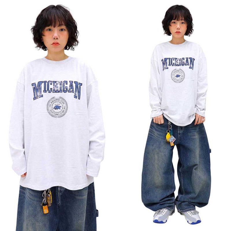 Oversized Vintage Michigan Long Sleeve Tee