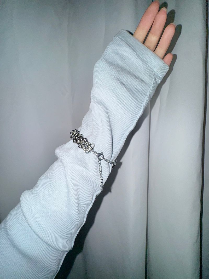 Hardcore bracelet.08