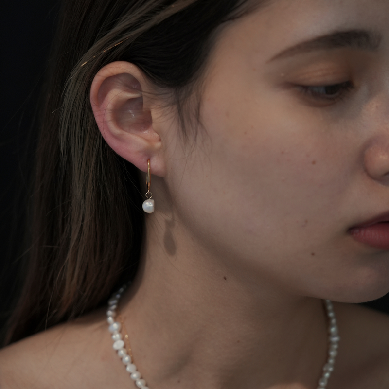 pearl hook pierce