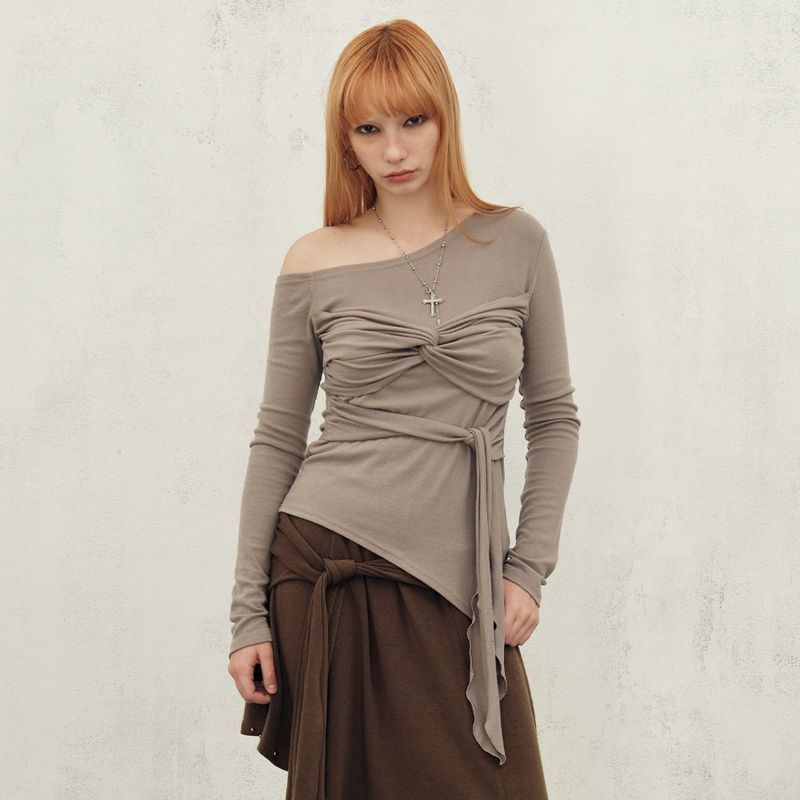MIDNIGHT MOVE（ミッドナイトムーブ）の「tw t (beige)（Tops）」
