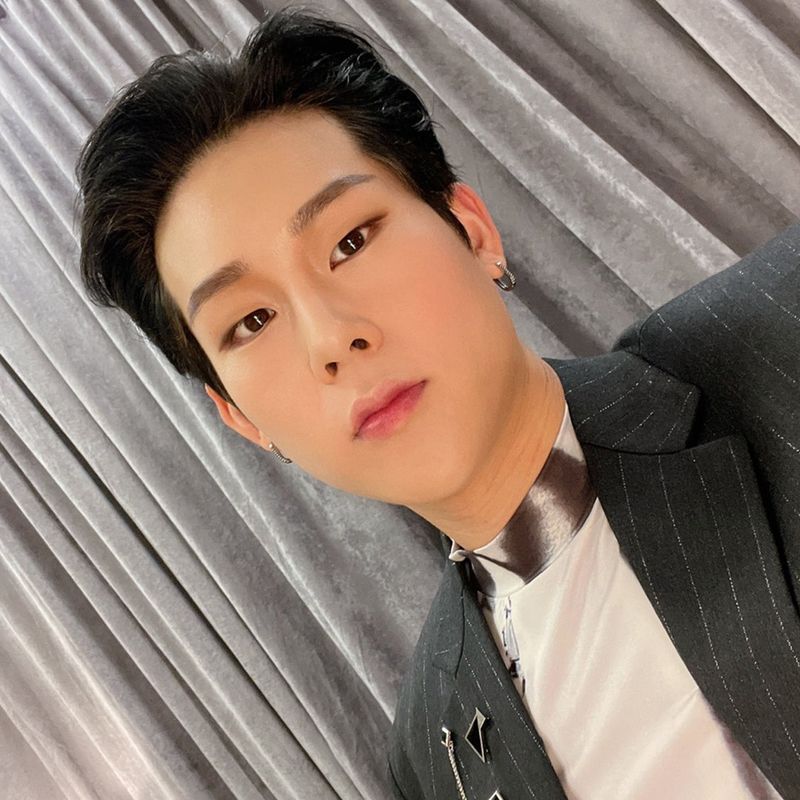 [MONSTA X] S925 Hoop Sha Earrings (Black Silver)