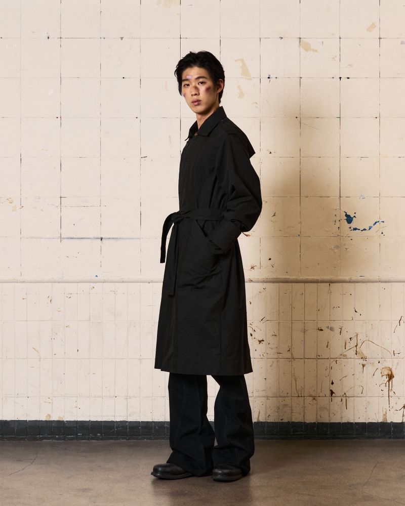 Curved Trench coat (Black)