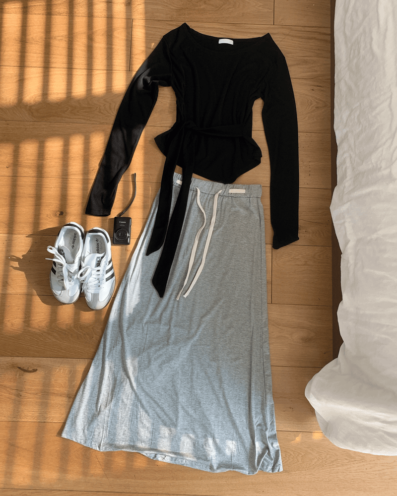 GUSTA（グスタ）の「Glass Contrast Stap Banding Maxi Long Skirt（Skirts）」