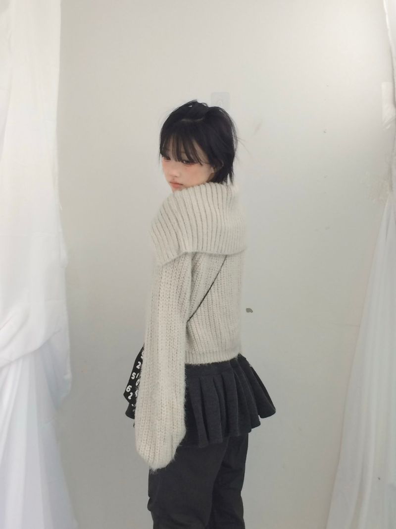 Shoulder collar loose knitwear