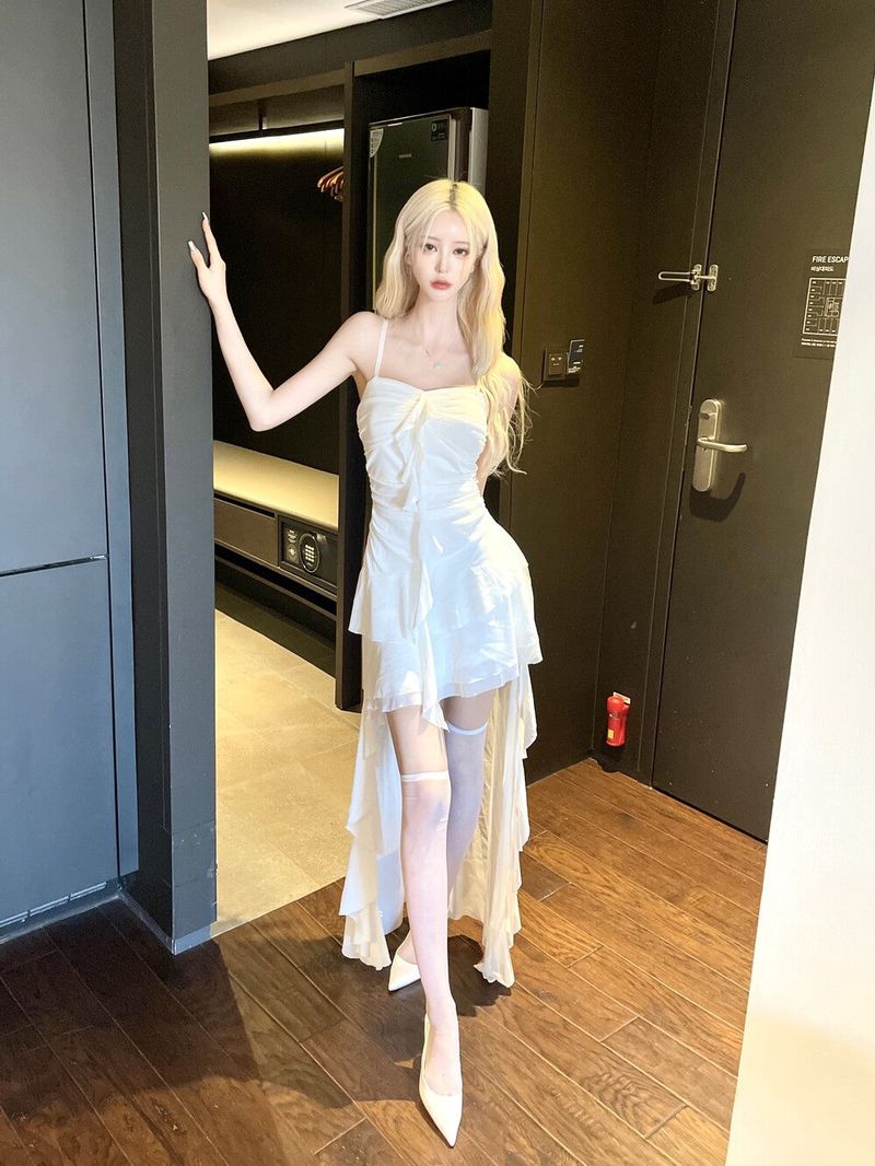 Seow（ソウ）の「1286. Minute chiffon unbal ruffle long ops (2color)（Dresses）」