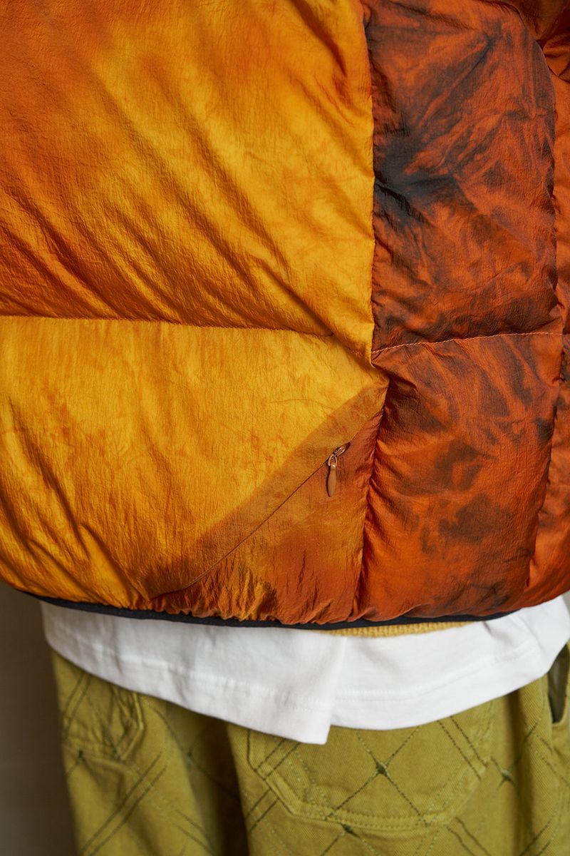 REVERSIBLE DOWN JACKET