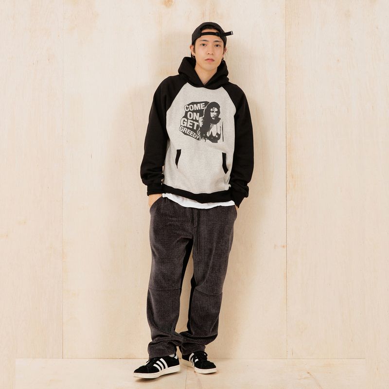 GREEDY RAGLAN HOODIE (BLACK GREY)