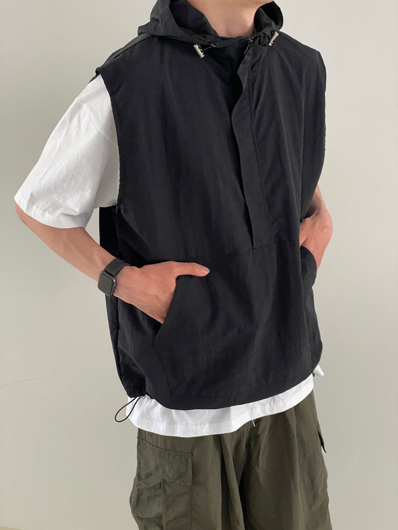 Track anorak vest
