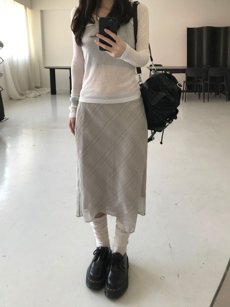 Lia Checkered Midi Skirt (2 colors)