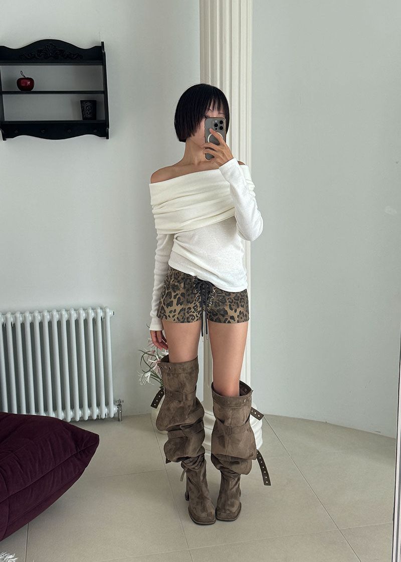 BUCKLE THIGH HIGH BOOTS