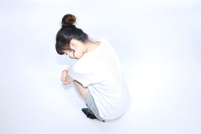 Grunge Claw Leopard Eyelet Tee - White