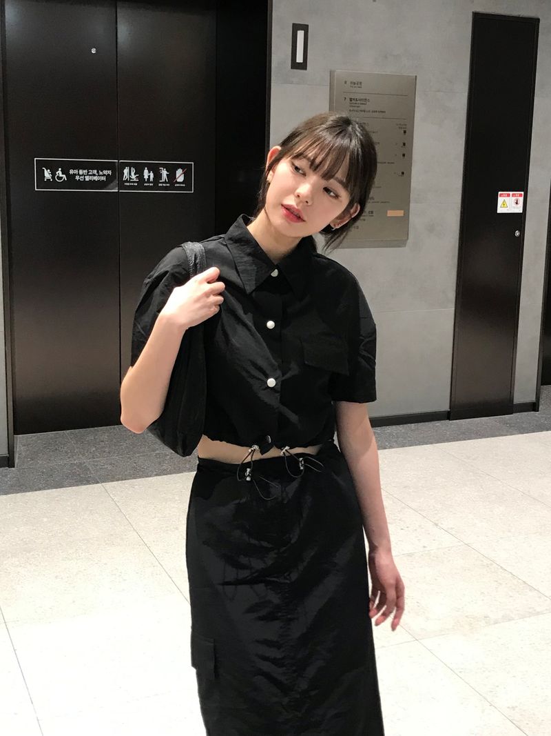 Sandy nylon set up skirt