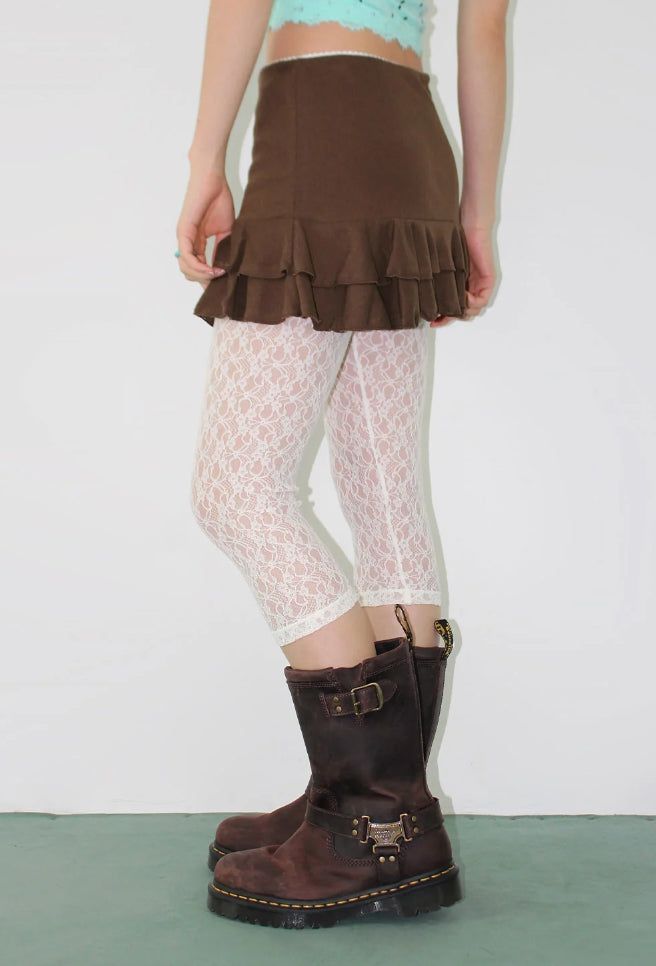 LACE CAPRI LEGGINGS