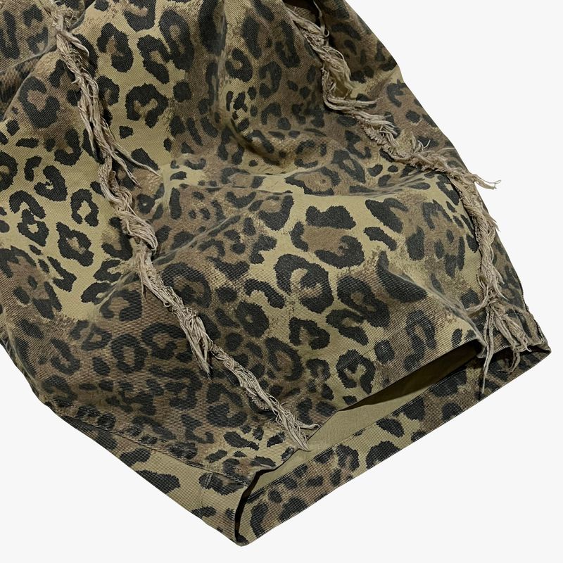 leopard grunge capri shorts_beige
