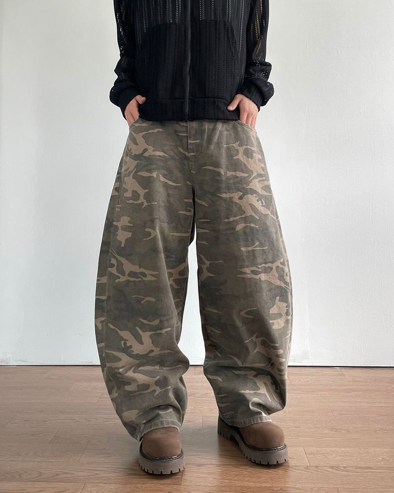 IDF（アイディーエフ）の「カモフラージュカーブドデニムパンツ（パンツ）」