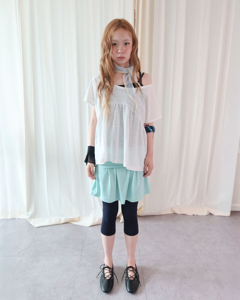 RIPPLE FOLDING SKIRT
