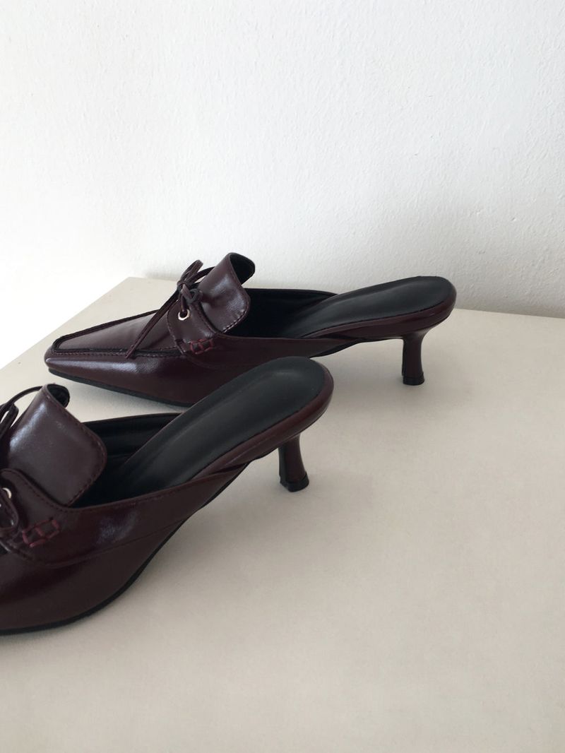 Ribbon stiletto mule