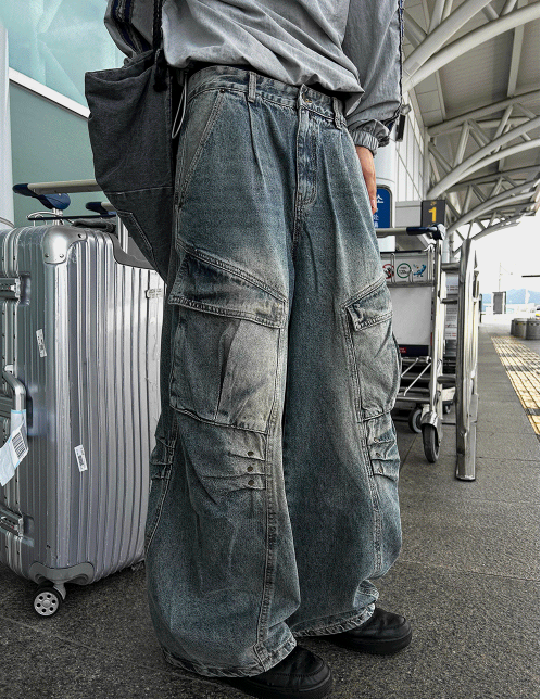 Rivet Cargo Denim Pants