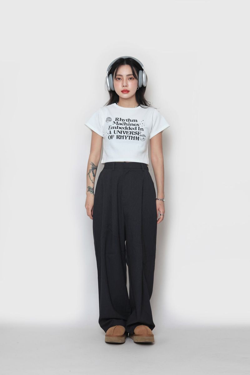 cropped T-shirt