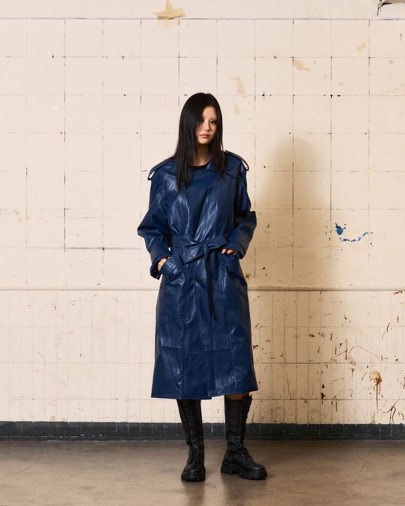 Curved Leather Trench coat (Blue)