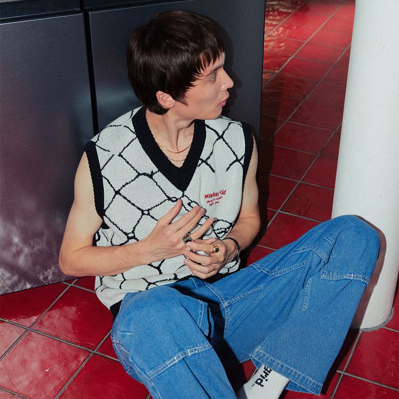 WIRE KNIT VEST