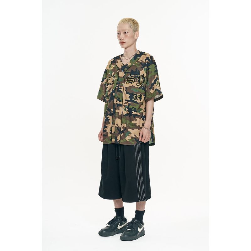 One-Tuck Line Bermuda Sweatpants - Black