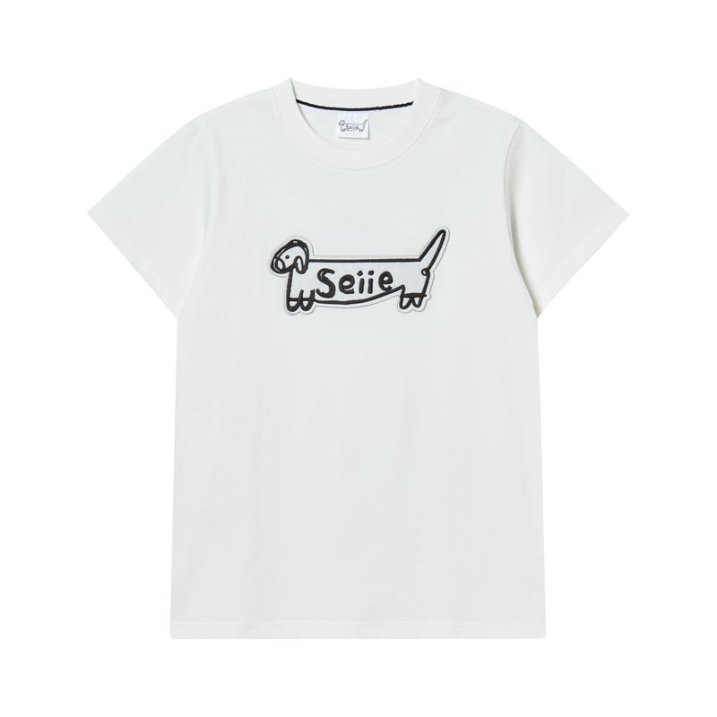 seiie(セイエ)の「ドッグロゴスリムフィットアップリケTシャツ アイボリー(トップス)」