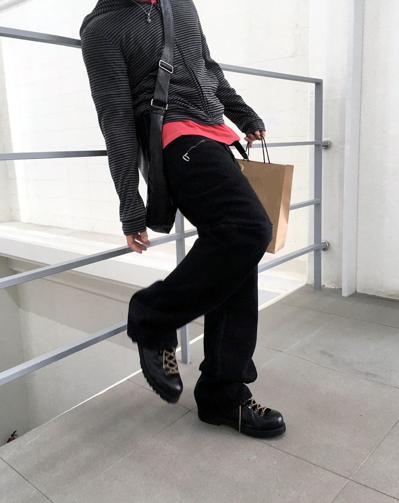 No.1694 ring zipper black PT