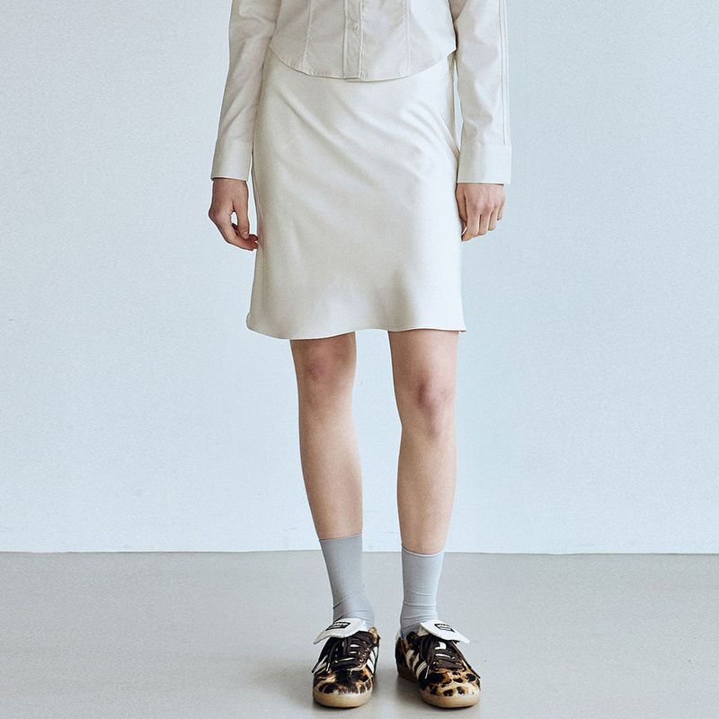 MINI SATIN FLARE SKIRT_PEACH FUZZ