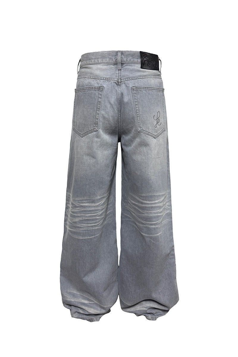Pleated Washed Jeans