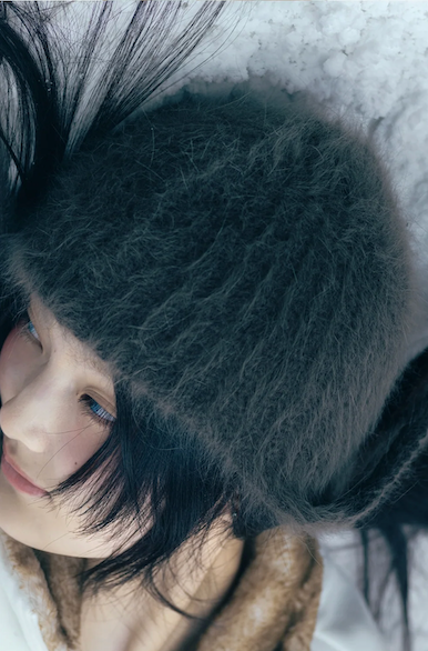 Double Strap Angora Beanie / Stone Brown