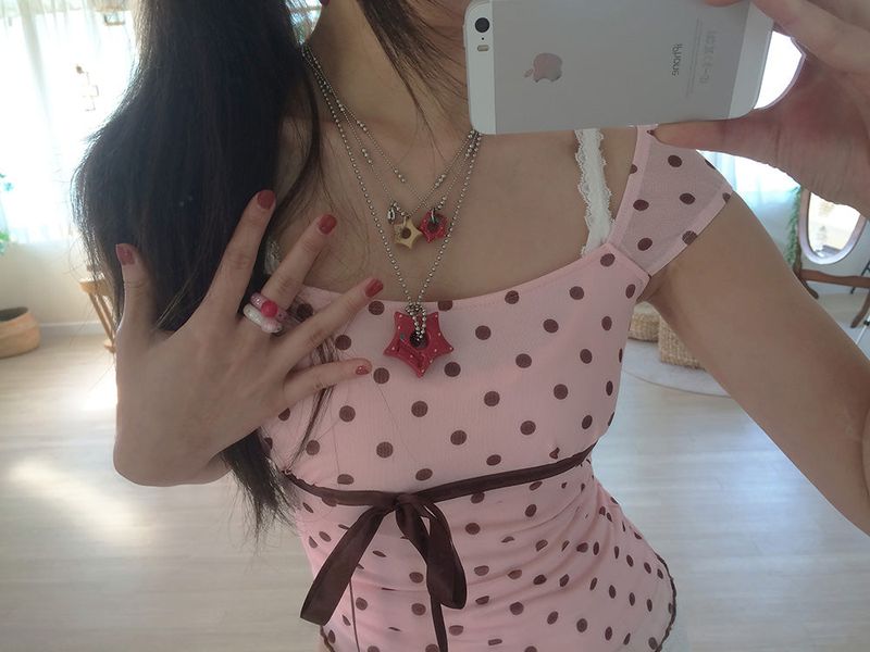 gleaming little star berry necklace [gold]