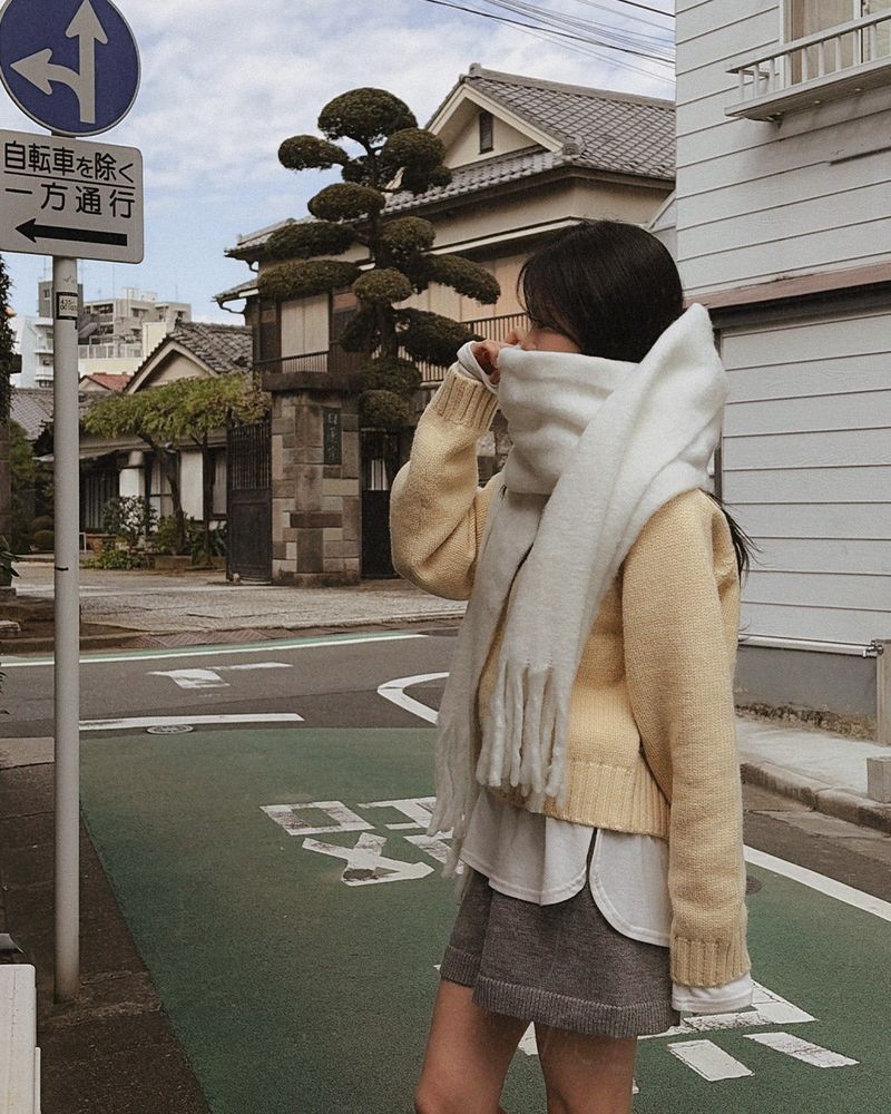 Swui wool muffler
