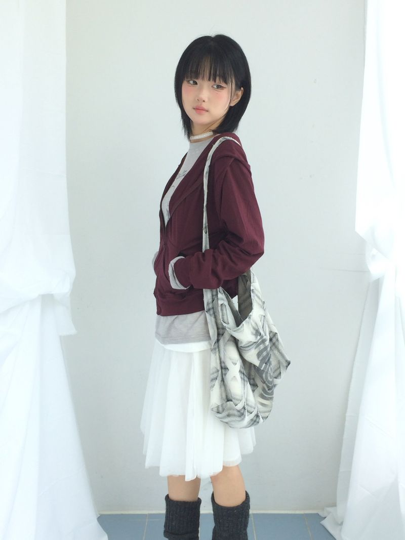 See-through curve layered skirt