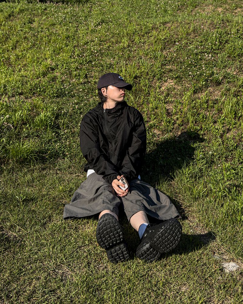 Aeric Diagonal Lightweight Windbreaker
