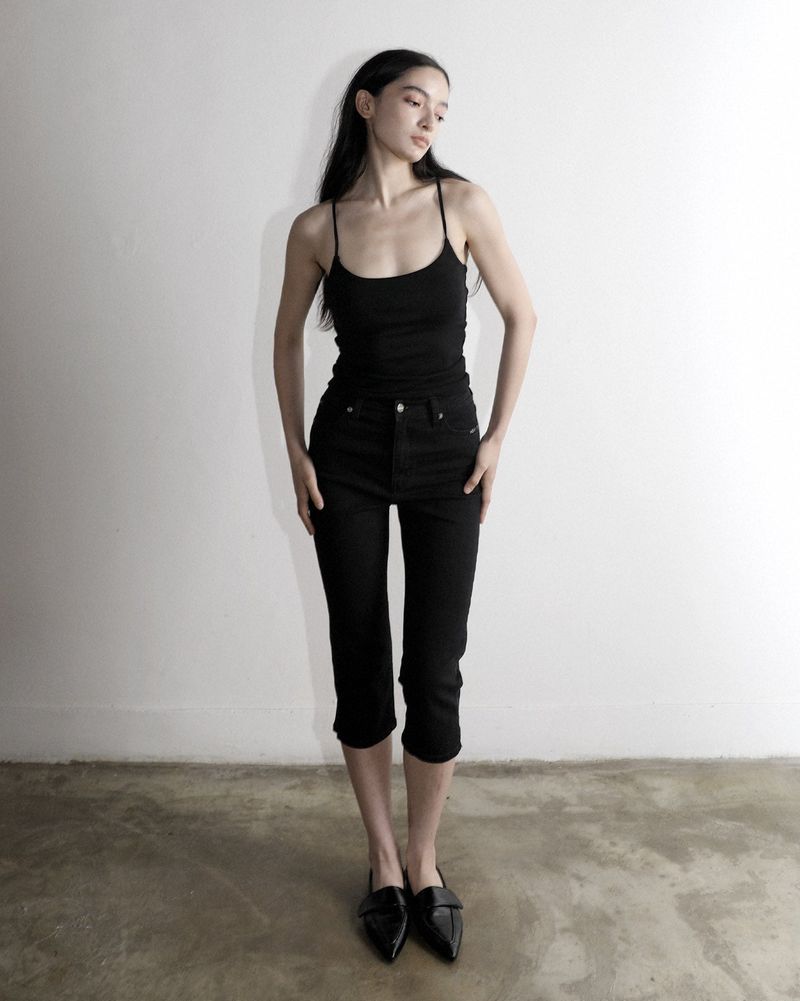 Metal Triclipse Capri Pants Black