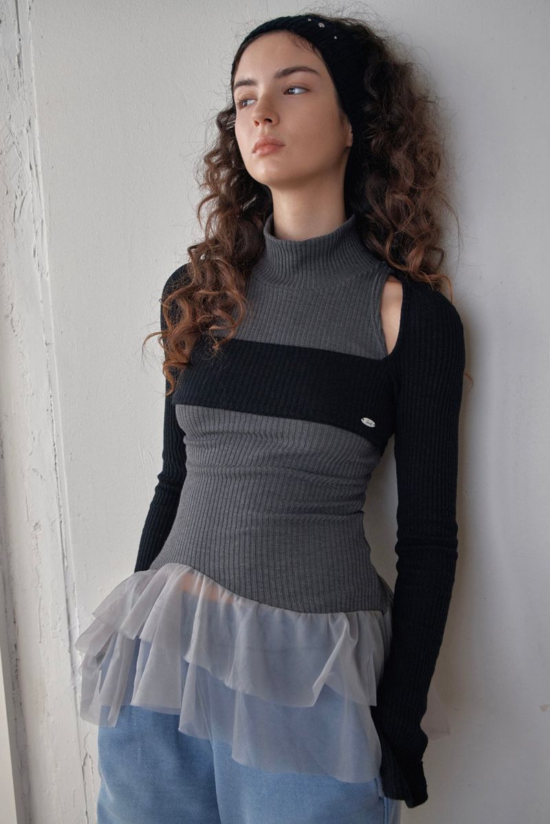 POSE TANK TOP - CHARCOAL