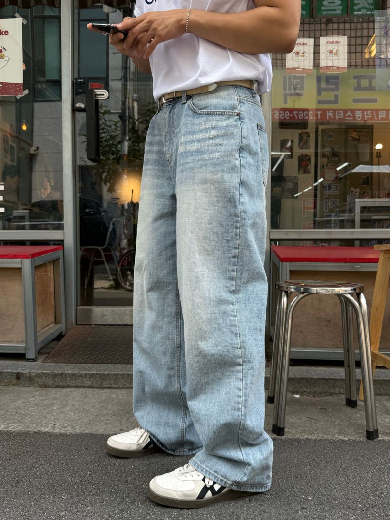 AVAND(アバンド)の「Damage iced denim pants(Pants)」