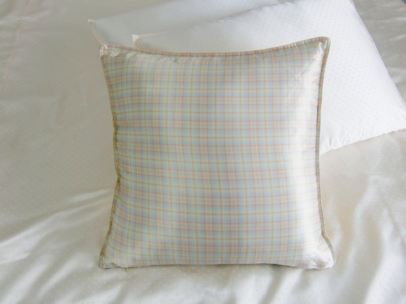 Orchid cushion cover