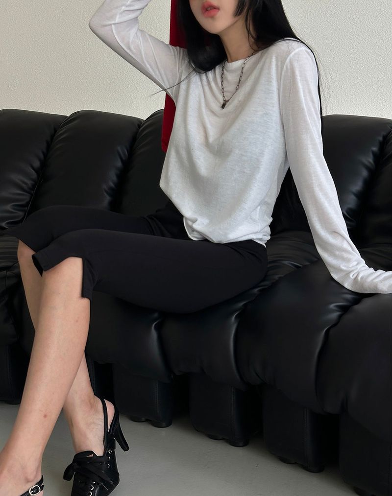 Fluffy and basic plain long-sleeved T-shirt