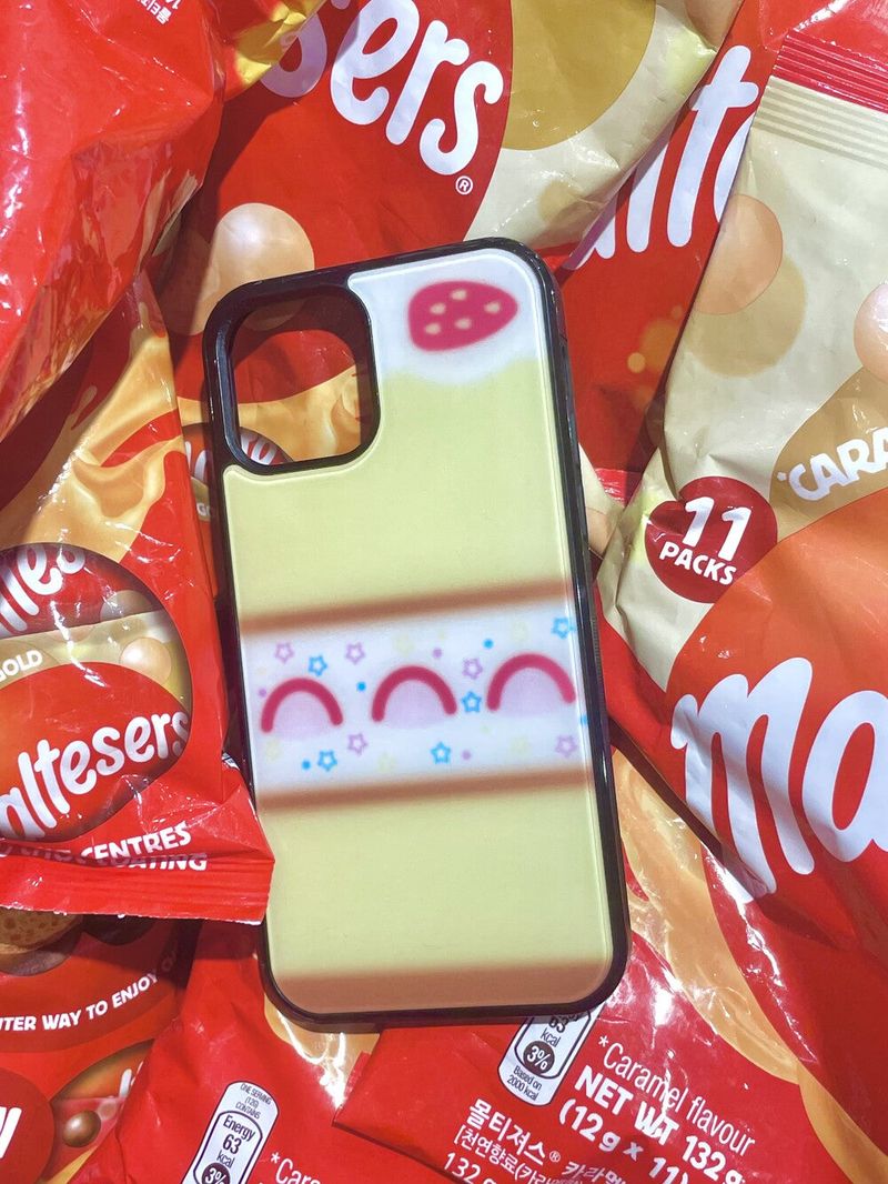 Dessert phone case