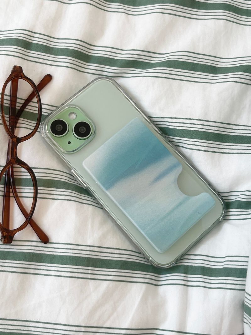 [cloud kissed gradation magsafe cardslot]