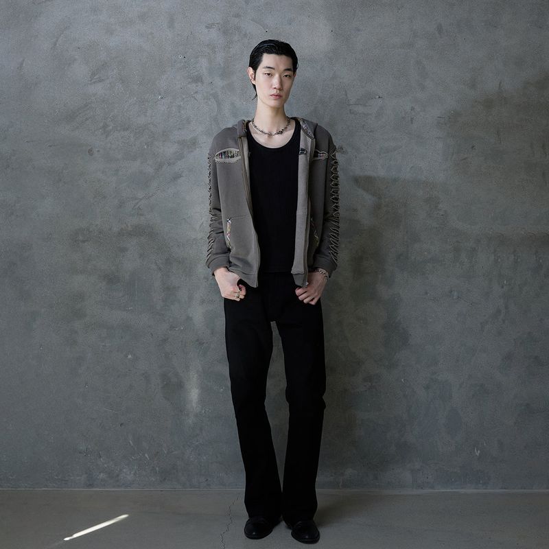 SLASHED CHECK HOODIE: BROWN