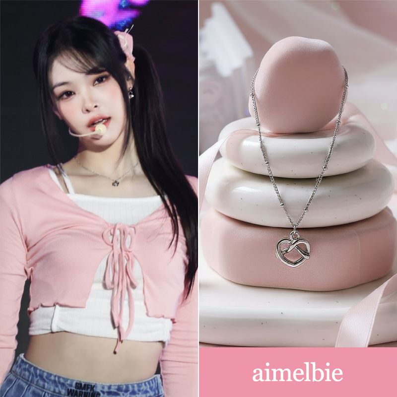 [tripleS Lynn Necklace] プレッツェルカラーボーンネックレス - Silver Color