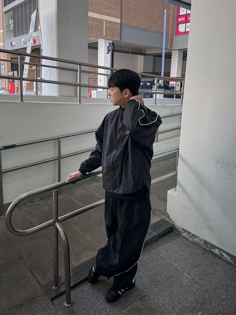 パイピングビッグトラックジャケット